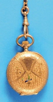 Goldene Damentaschenuhr mit langer vergoldeter Taschenuhrkette, um 1900