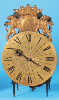 Einzeigerige französische Laternuhr mit Halbstundenschlag auf Glocke,