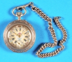 Alpenländische Silbertaschenuhr mit silberner Taschenuhrkette, Zylinderwerk, um 1900