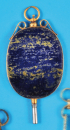 Goldener Taschenuhrschlüssel mit ovalem Lapislazuli