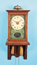 Französische Wanduhr auf Originalkonsole, mit Halbstundenschlag auf Glocke und Wecker auf Glocke,
