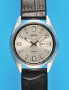 Seiko 5 Automatic Day/Date Stahl-Armbanduhr mit Glasboden und Zentralsekunde,