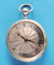 Silberne Spindeltaschenuhr mit ¼-Repetition, guillochiertes Silbergehäuse (berieben),