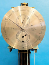 J.C.Seyffert in Regensburg, 1821, Regensburger Präzisions-Sekundenpendeluhr mit Regulator-Zifferblatt mit 24-Stundenskala, Monatswerk und Kompensations-Sekundenpendel mit 9 Stäben und schwerer Pendellinse,